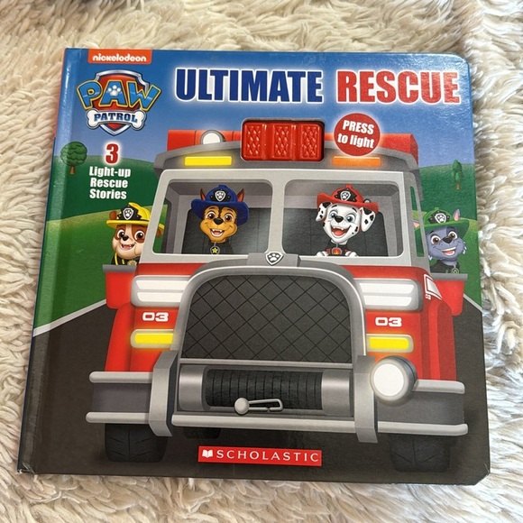 Bundle of 2 books for kids from scholastic and town-house book - Picture 5 of 10